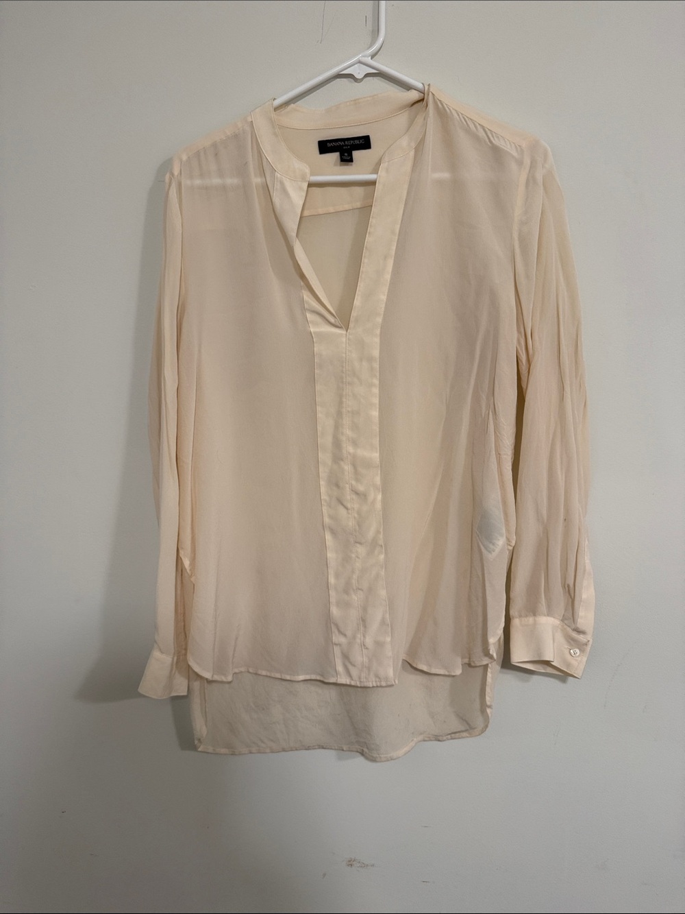 Banana Republic Light Cream V-Neck Sheer Long-Sleeve Blouse